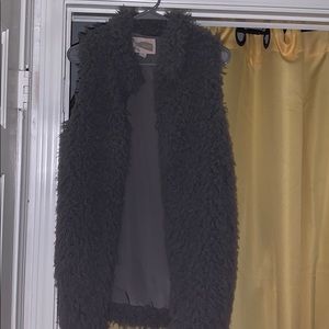 FAUX FUR GRAY JACKET VEST